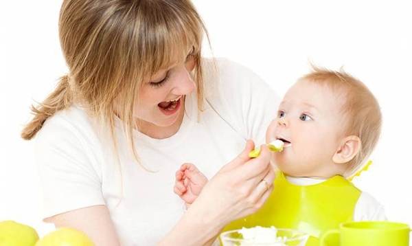 Mẹ có thể cho bé ăn pudding xoài khi bé được 6 tháng tuổi